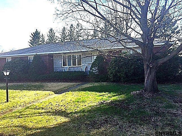 1st image of 27 Ulenski Dr