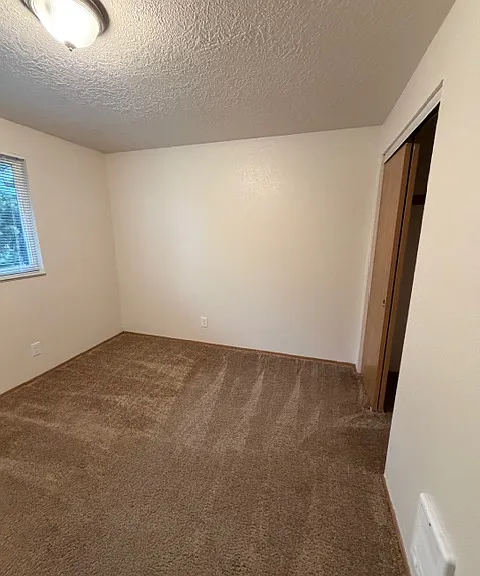 Cheryl Lynn Apartments — Photo 13