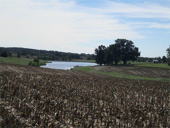 1st image of 584 Hidden Lake Trl