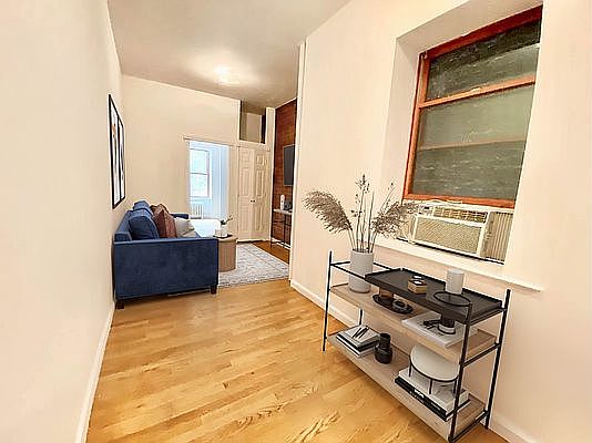4th image of 296 W 11th St APT 1E