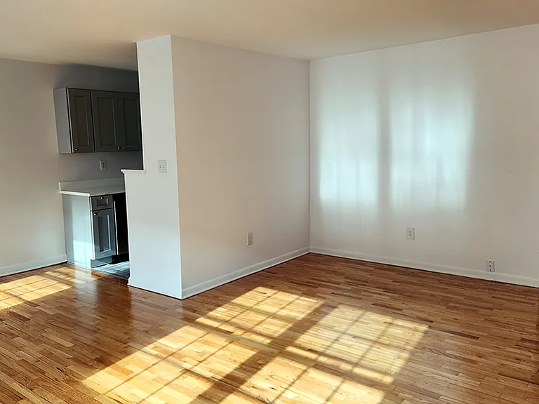 Briarwood Commons — Photo 12
