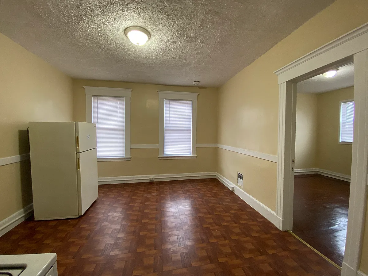 Building Photo - 52 Dickerman St #L3
