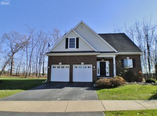 10187 Edgewood Dr, Grand Blanc, MI 48439