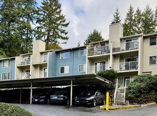9484 Redmond Woodinville Rd NE APT C205, Redmond, WA 98052