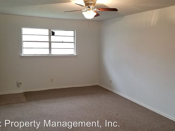 2nd image of 720 W 4th St Unit B
