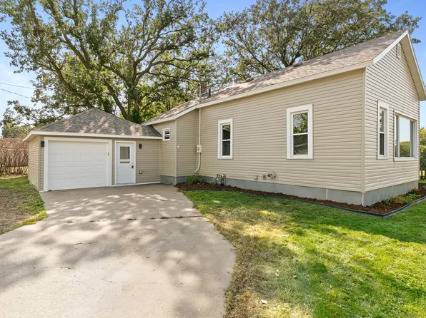 106 4th Ave SE, Little Falls, MN 56345