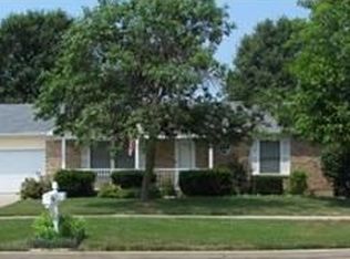 1393 Bridlespur Dr, Wentzville, MO