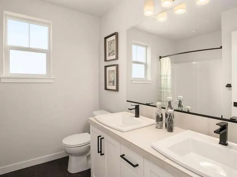 4246 SE McKenzie Ave — Photo 14