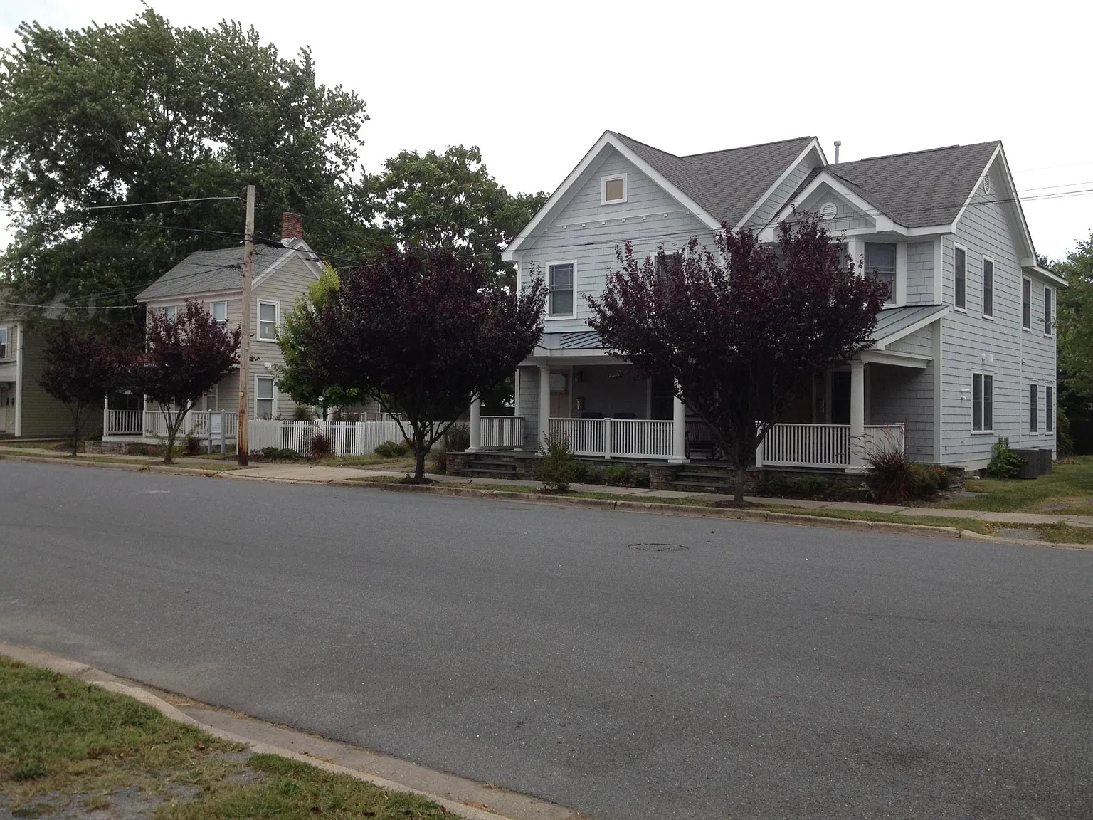 2 bed, 1068 sqft, $1,650 — Photo 1