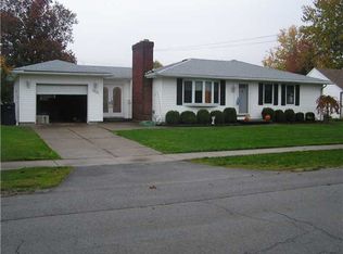 4825 Clifton Pkwy, Hamburg, NY 14075