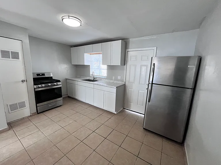 220 E Fort Lowell Rd #2 — Photo 1