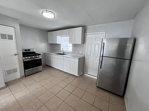 220 E Fort Lowell Rd Photo 1
