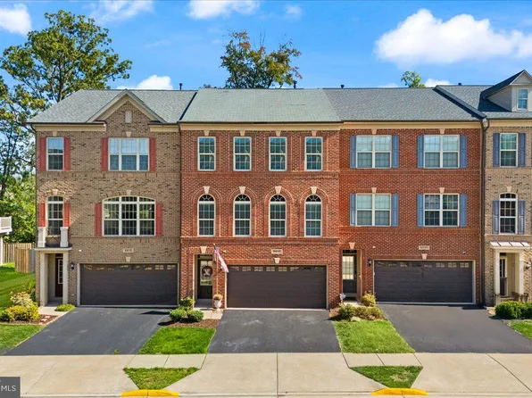 6617 Bartrams Forest Ln, Haymarket, VA 20169