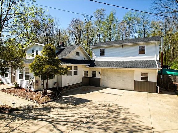 4th image of 22 Lorrie Ln