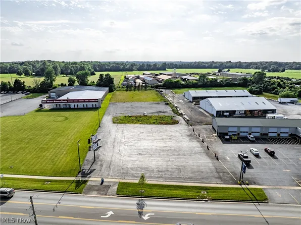 Milan Ave, Norwalk, OH 44857