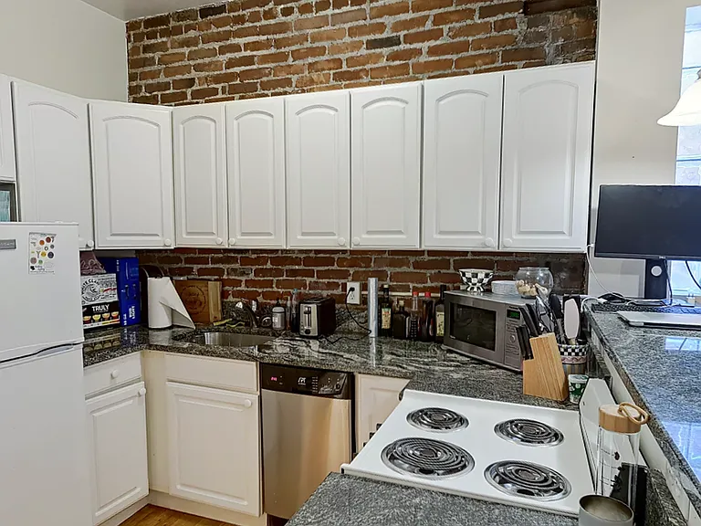 103 Prince St #16 — Photo 4
