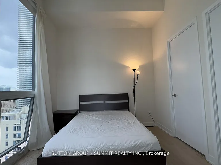 17 Dundonald St #1704 — Photo 7