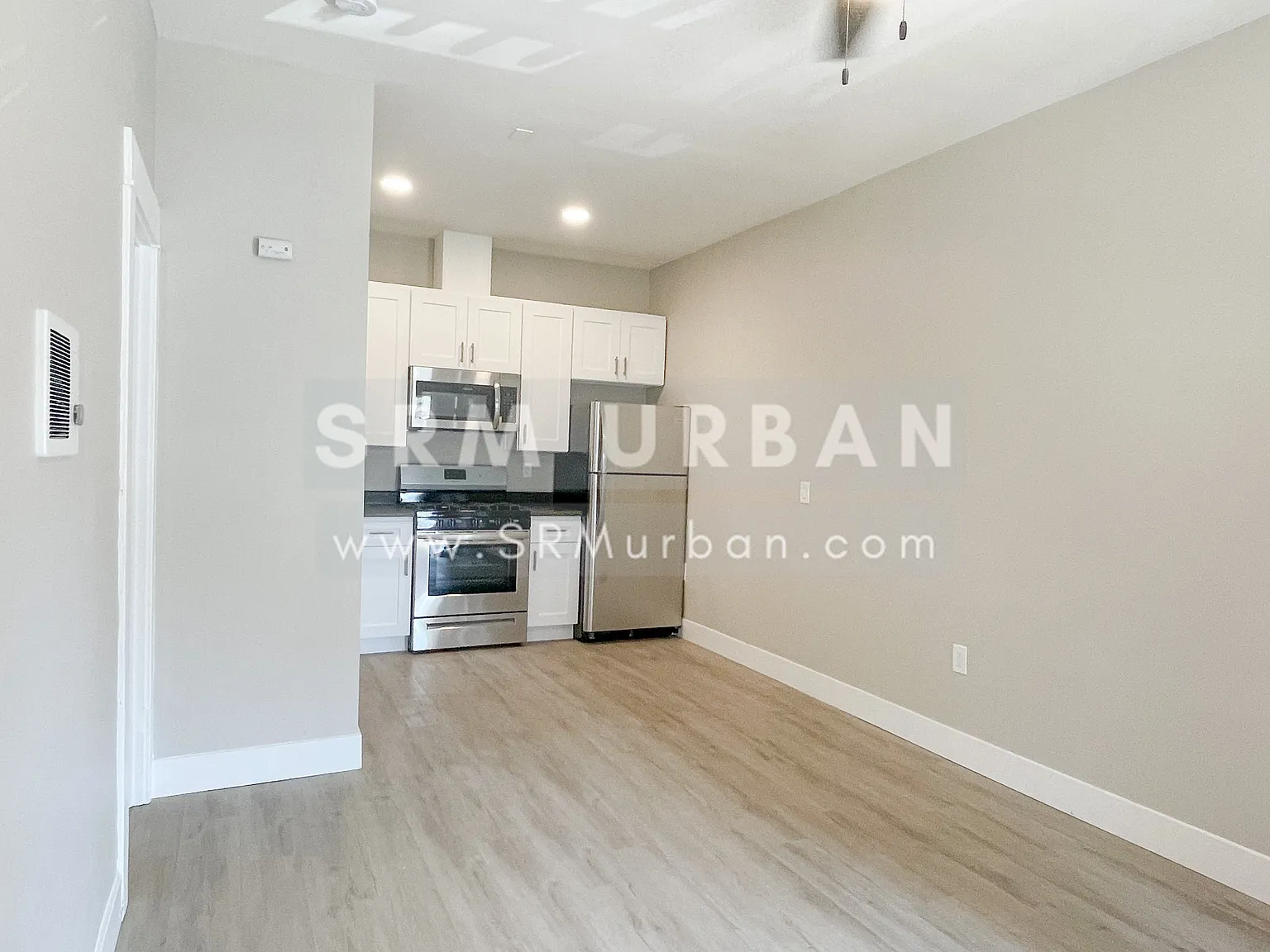 1 bed, 400 sqft, $2,195 — Photo 4