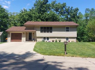 1103 Kelly Cir, Red Oak, IA 51566