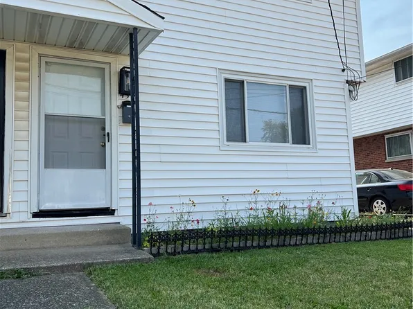 4315 W 152nd St, Cleveland, OH 44135