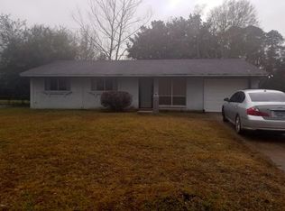 2001 C W Webb Rd, Gautier, MS 39553