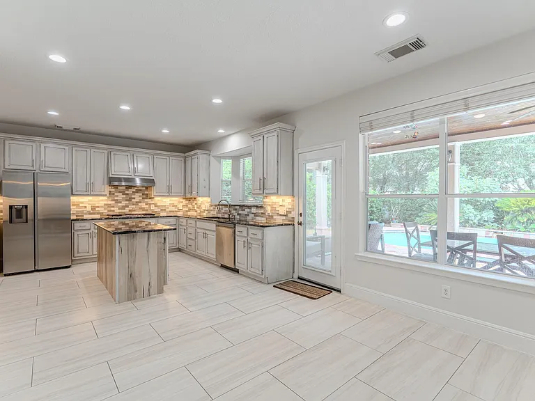 7 Stickley Ct — Photo 13