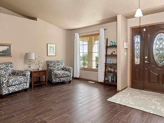 4th image of 3871 Carnero Way