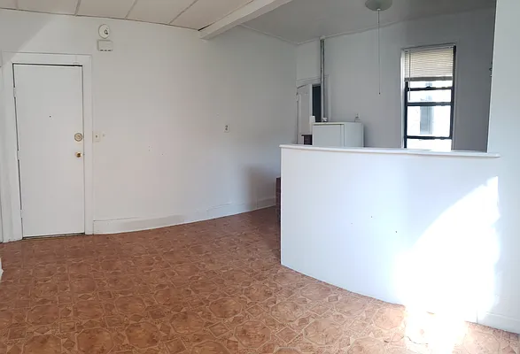 Rented by Lot & Units Realty Inc | media 21