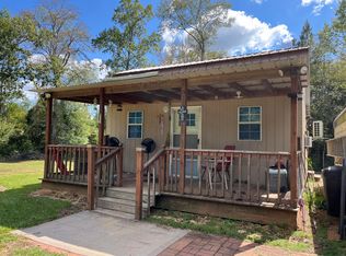 38 Tallahalla Rd, Petal, MS 39465