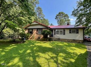 411 S Montreal Ct, Cary, NC 27511