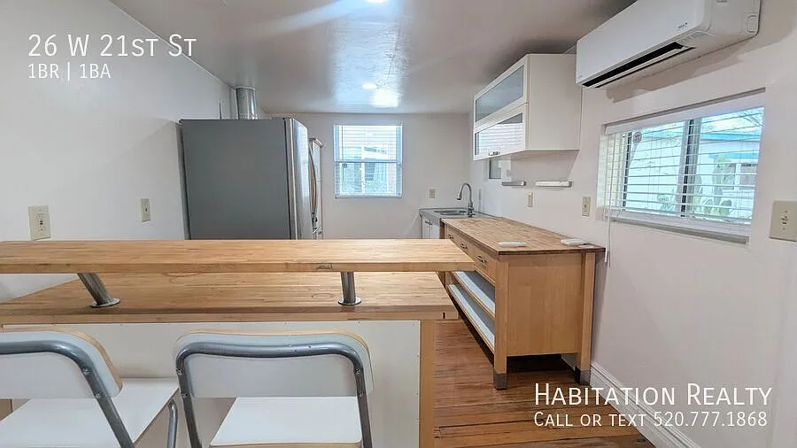1929 renovated home w/ an enclosed yard at the Barrio Santa Rosa! — Photo 2