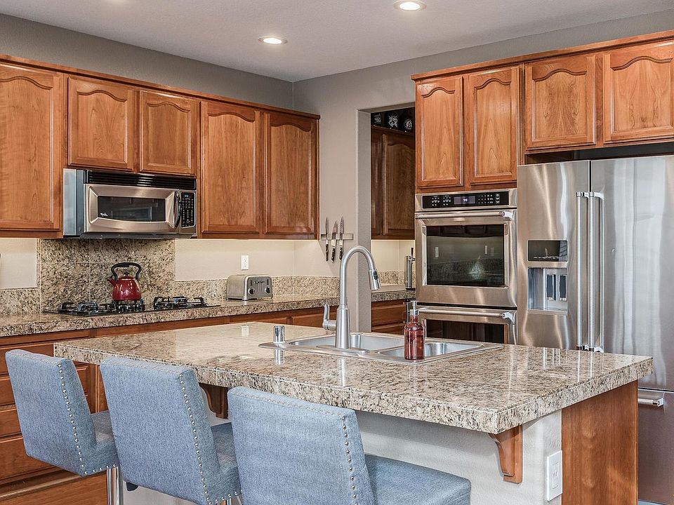 1st image of 217 Camross Ct