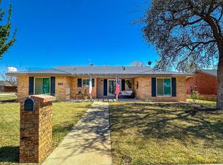 903 SW 9th St, Seminole, TX 79360