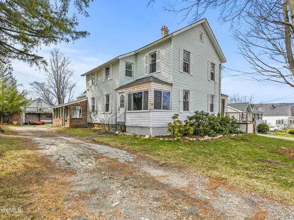 39-41 Lake St, Dalton, MA 01226
