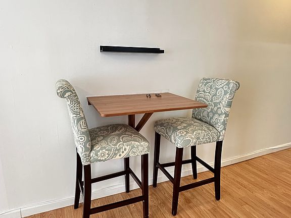 Breakfast Bar