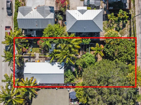317 N D Street E, Lake Worth Beach, FL 33460
