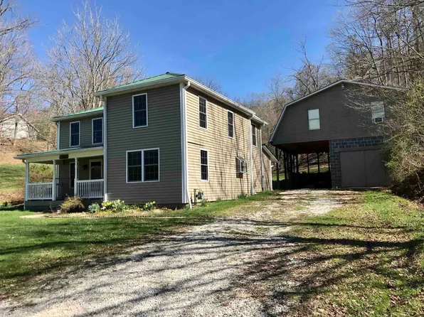 3951 Green Valley Rd, Huntington, WV 25701