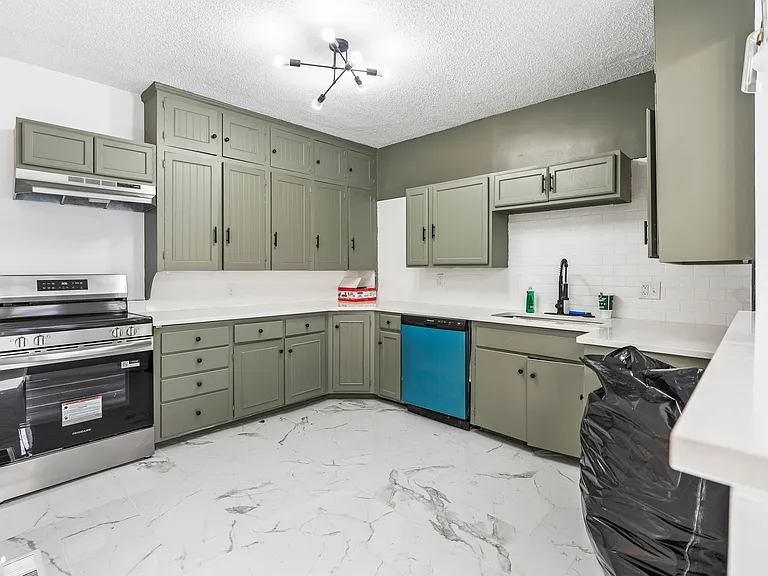 4347 Benton Blvd — Photo 4