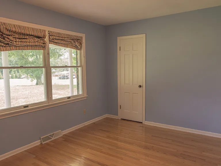 4879 Smallhouse Rd — Photo 12