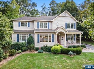 36 Snyder Ave, Ramsey, NJ 07446