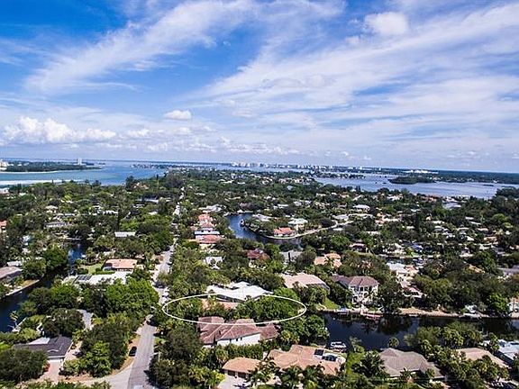 4th image of 4921 Higel Ave