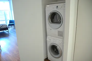 Rented by R New York