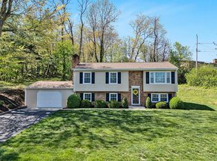 4527 Tanglewood Ln, Roanoke, VA 24018