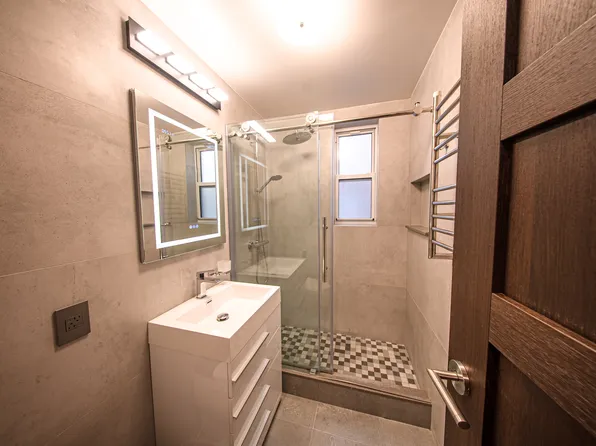 2553 East 7th Street image 15 of 38