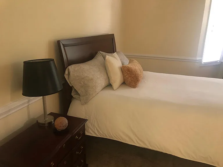 737 Victorian Pl #737 — Photo 21