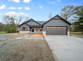 4044 Krafft Rd, Fort Gratiot, MI 48059