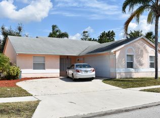 5560 Priscilla Ln, Lake Worth, FL 33463