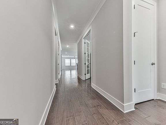 2nd image of 711 Rising Moon Dr