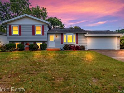 3871 Coventry Valley Dr, Waterford, MI, 48329
