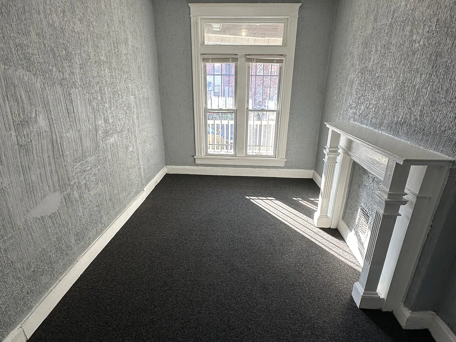 2 bed, 1.0 bath, $1,600 — Photo 3